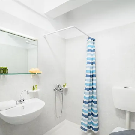 Elen-mari Apartamento *